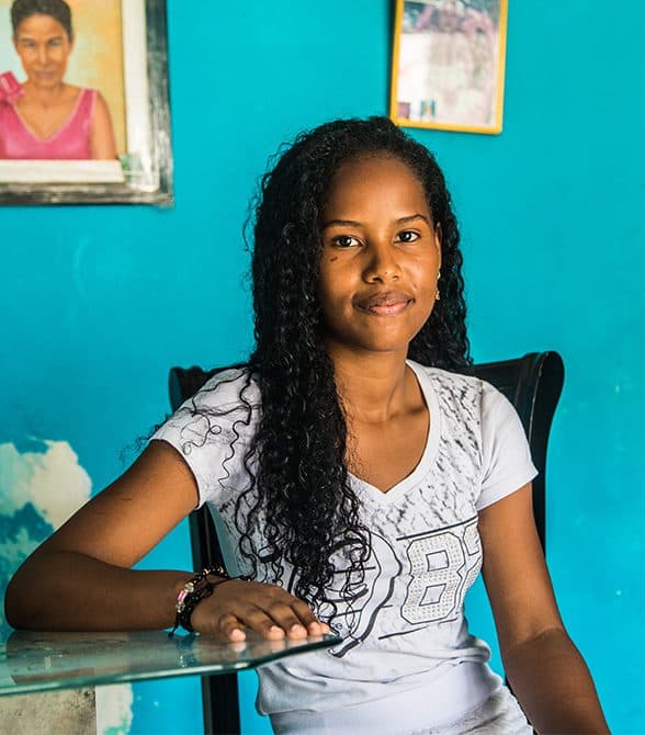 Sponsor Child Colombia Rosa