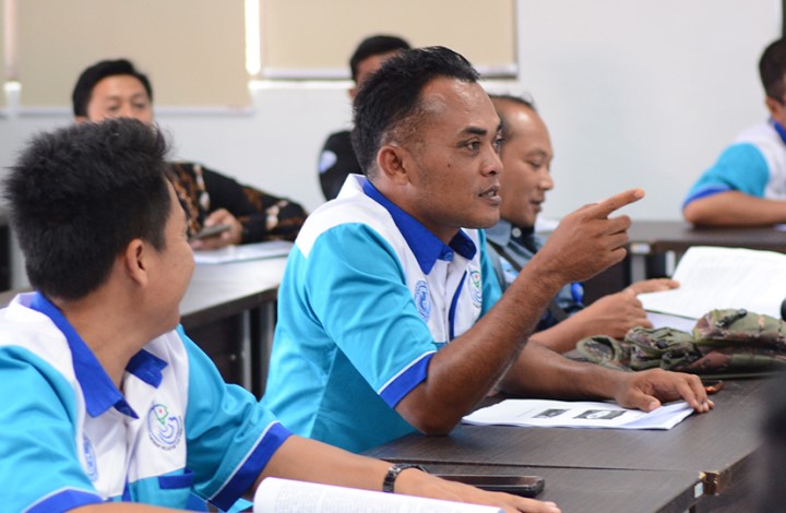 A man in a training course