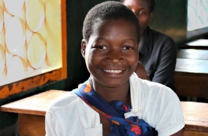 Go Girls clubs in Malawi empower girls