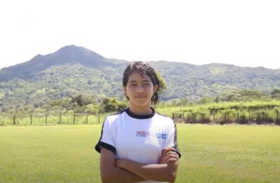 Paty is a young woman in El Salvador