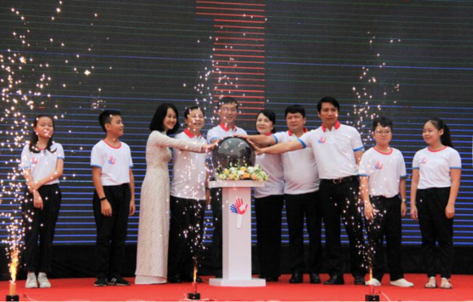 Photo taken by the author at the launch of the “Act for Children” campaign in Vietnam.